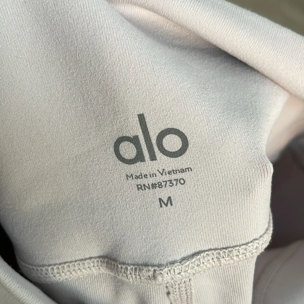 Alo NWOT High-Waist Moto Blush Legging Medium